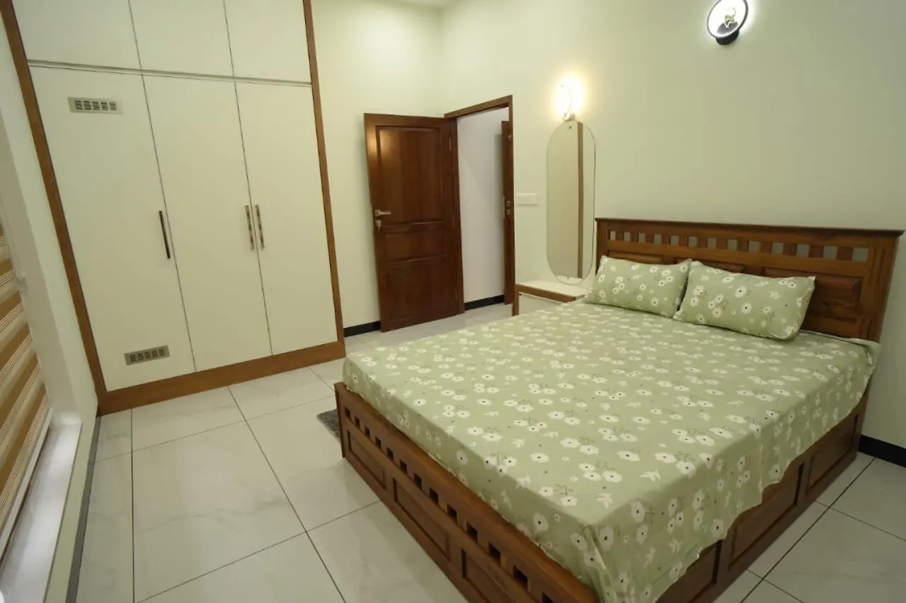 בית נופש נדומבסרי Mulavarickal Homes